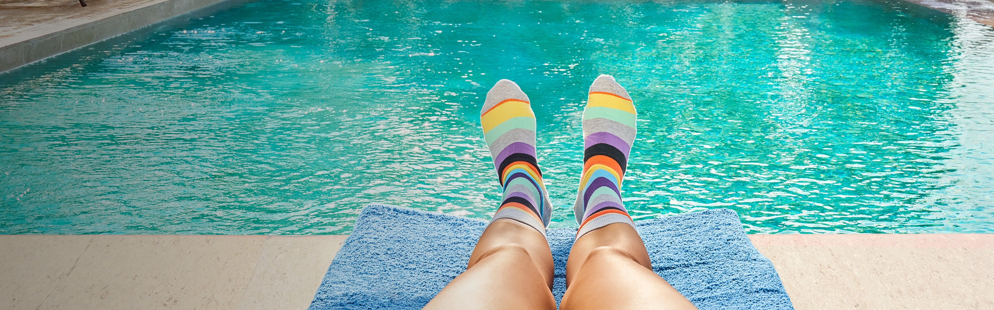 SunLounger_SocksOn_banner_desktop